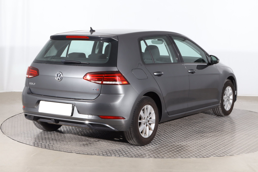Volkswagen Golf, 2017