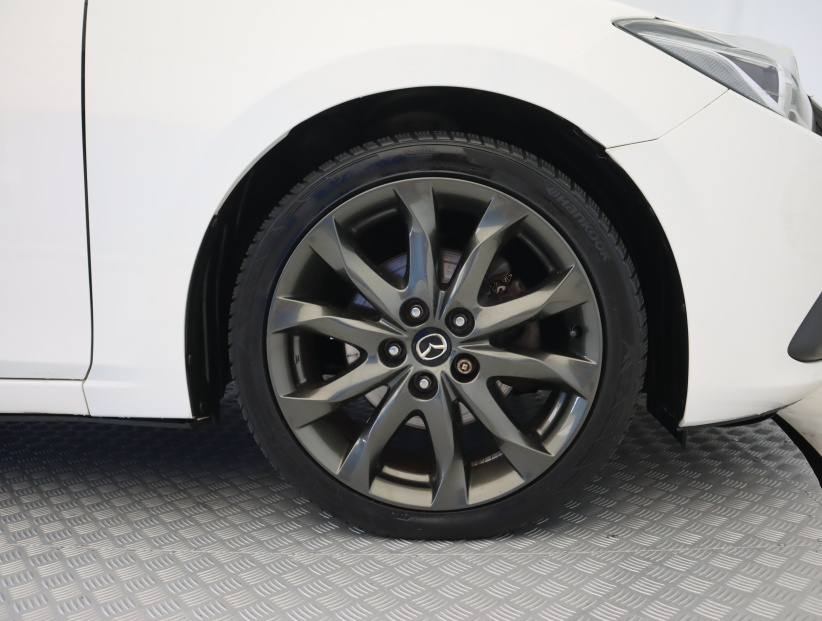 Mazda 3, 2016