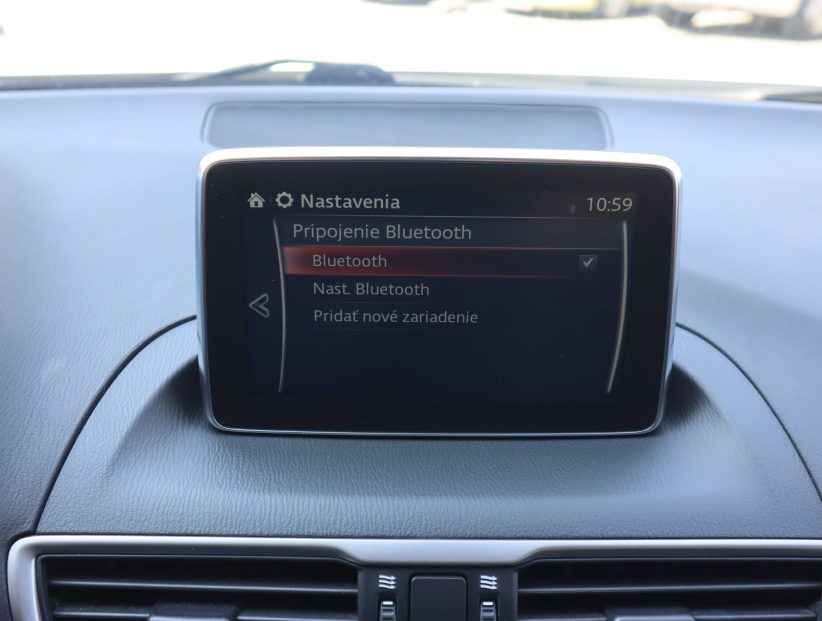 Mazda 3, 2016