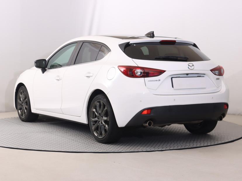 Mazda 3, 2016