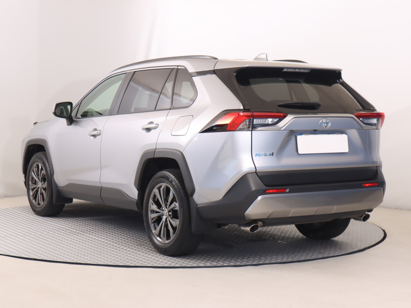 Toyota RAV 4, 2022