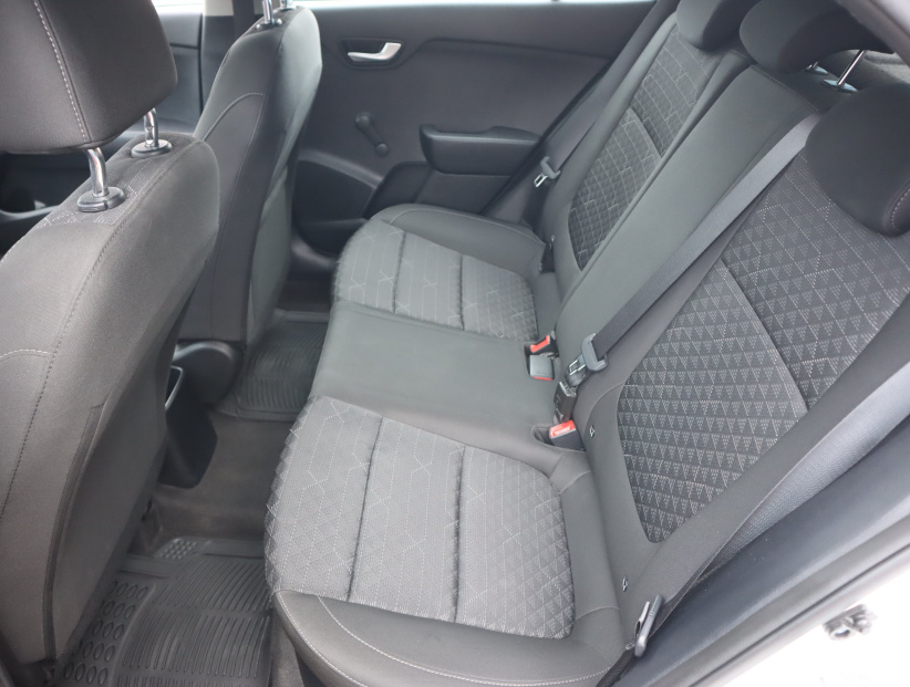 Kia Rio, 2021
