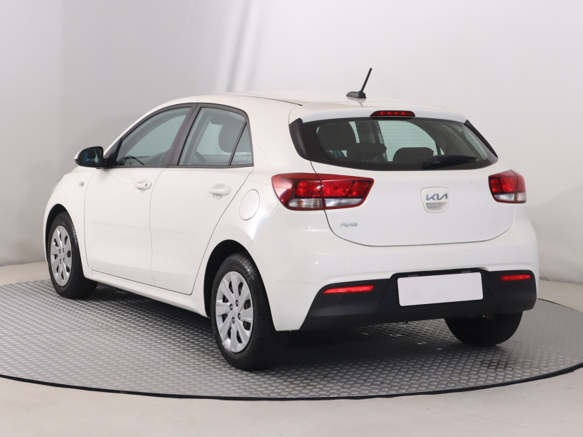 Kia Rio, 2021