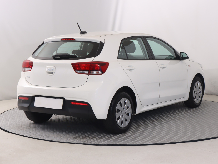 Kia Rio, 2021