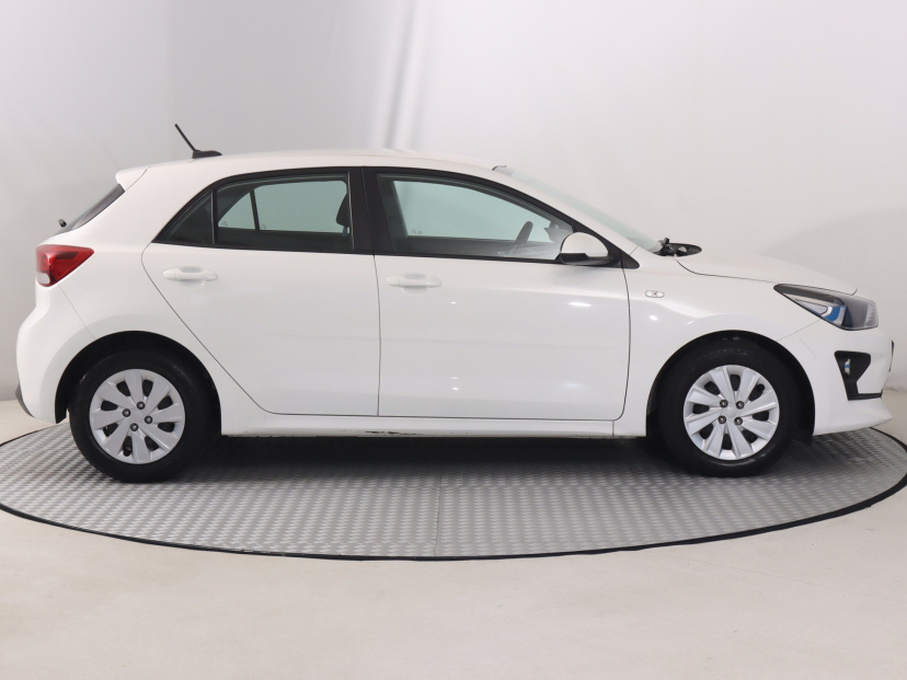 Kia Rio, 2021