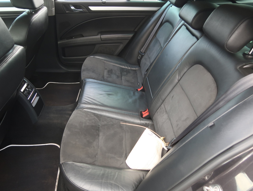 Škoda Superb, 2010