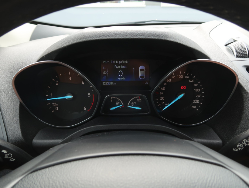 Ford Kuga, 2019