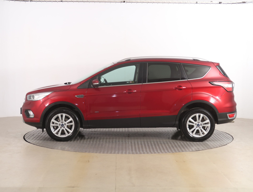 Ford Kuga, 2019