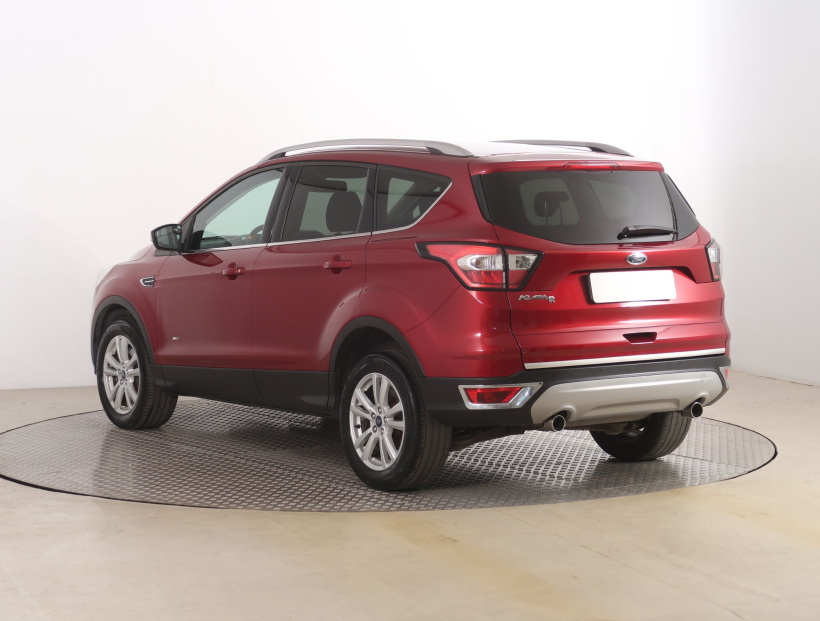 Ford Kuga, 2019