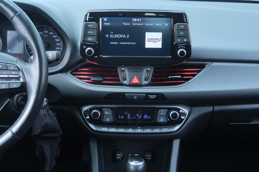 Hyundai i30, 2019