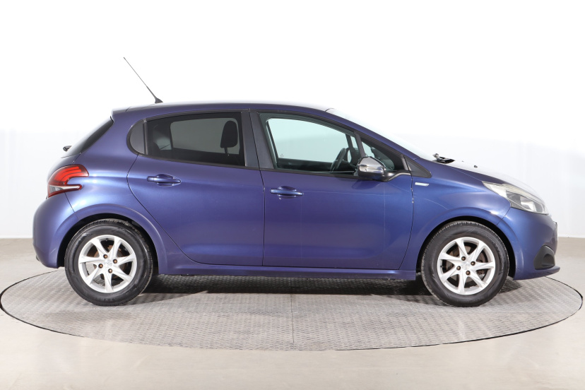 Peugeot 208, 2016