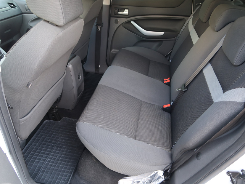 Ford Kuga, 2011