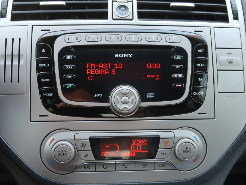 Ford Kuga, 2011