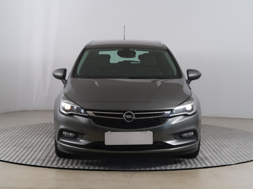 Opel Astra, 2019