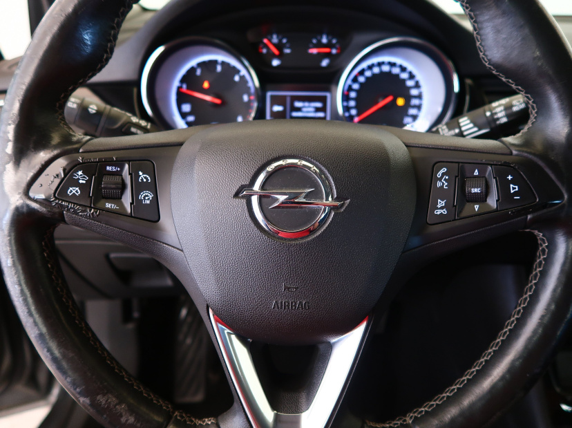 Opel Astra, 2019