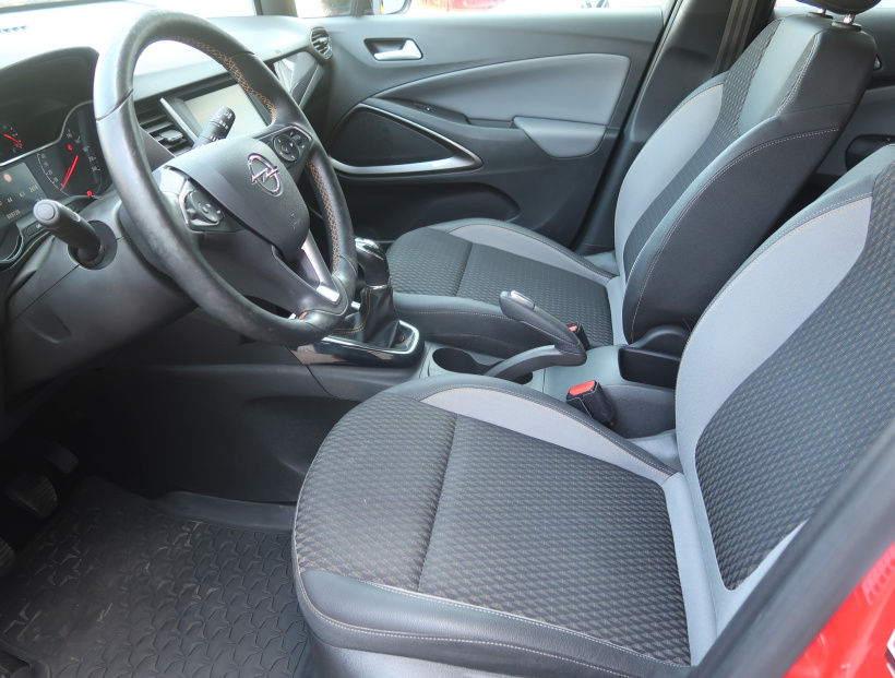 Opel Crossland, 2018