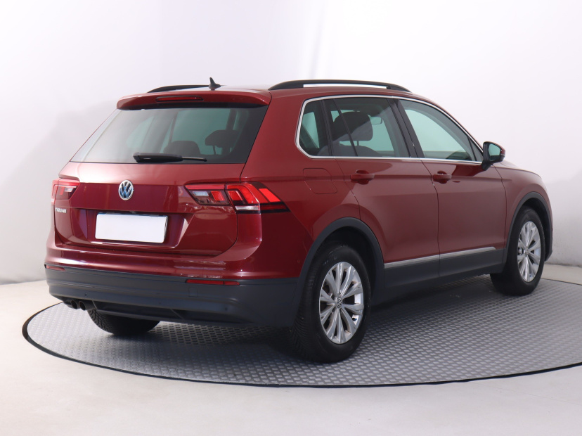 Volkswagen Tiguan, 2018
