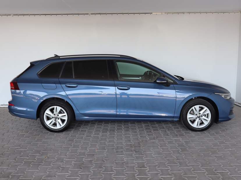 Volkswagen Golf, 2025