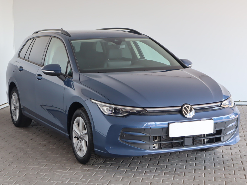 Volkswagen Golf, 2025