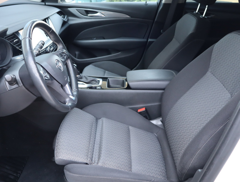 Opel Insignia, 2020