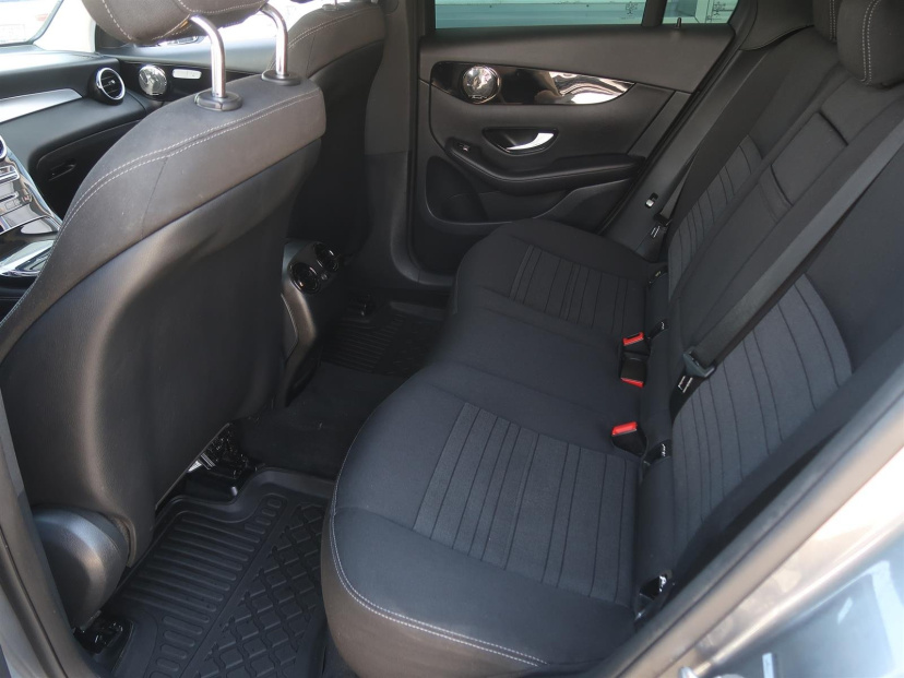 Mercedes-Benz GLC, 2016