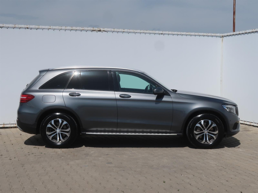 Mercedes-Benz GLC, 2016