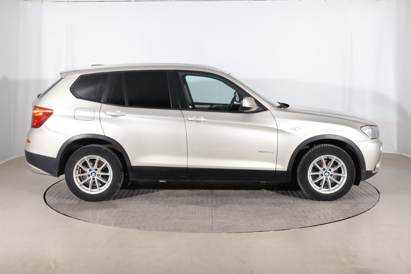 BMW X3, 2011
