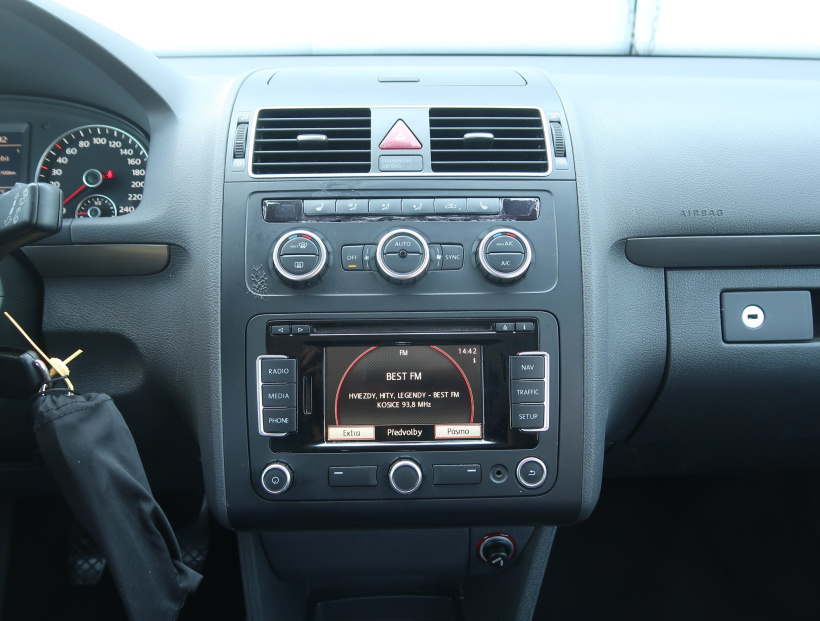 Volkswagen Touran, 2013