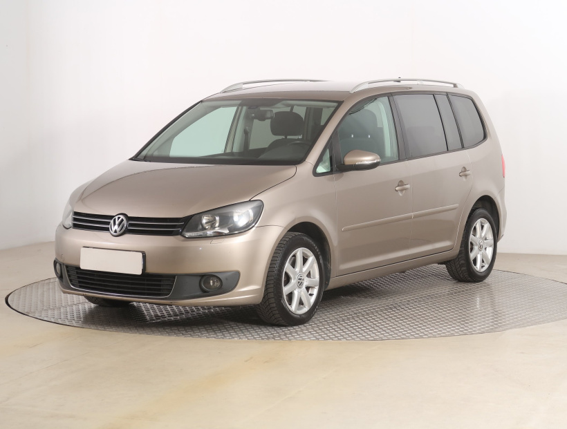 Volkswagen Touran, 2013
