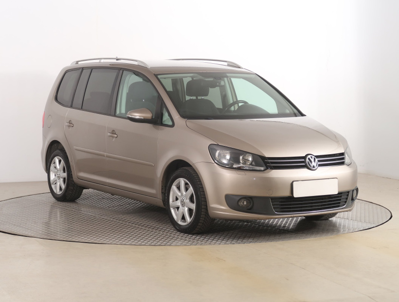 Volkswagen Touran, 2013