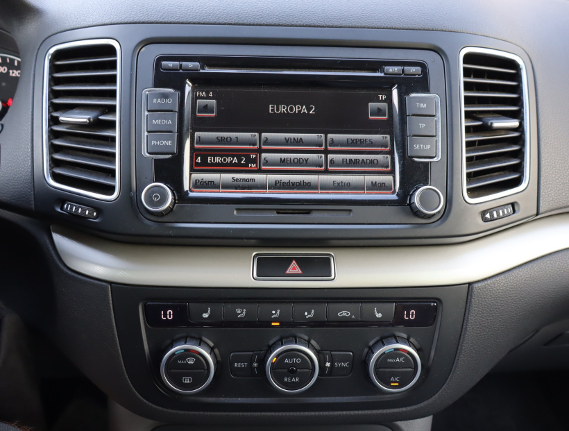 Seat Alhambra, 2013