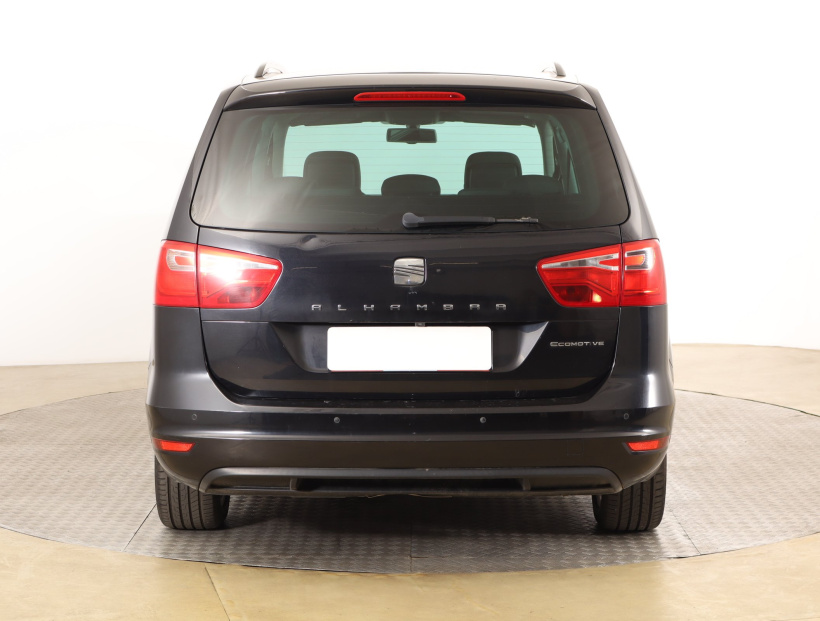 Seat Alhambra, 2013