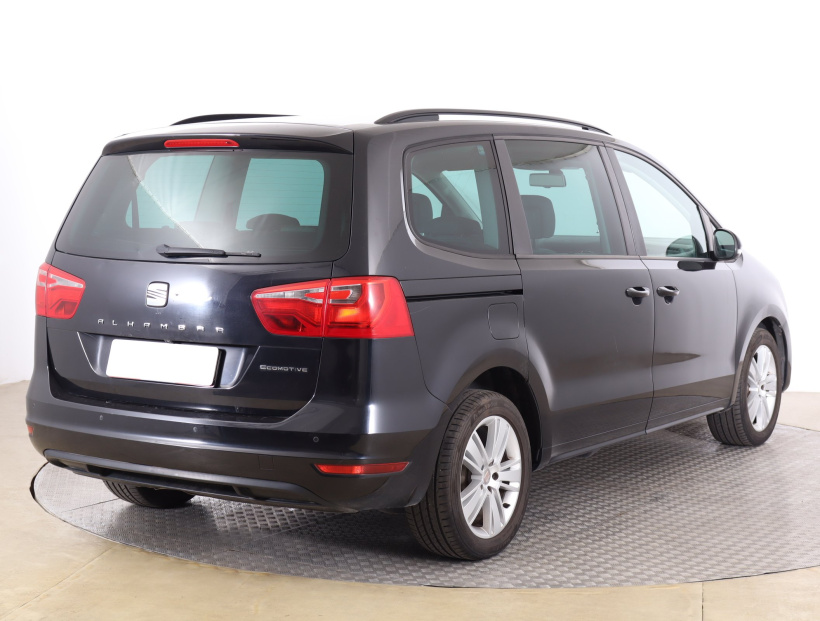 Seat Alhambra, 2013