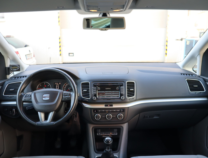 Seat Alhambra, 2013