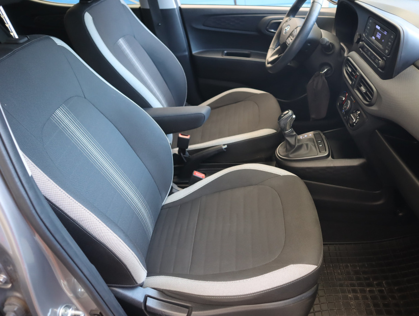 Hyundai i10, 2023