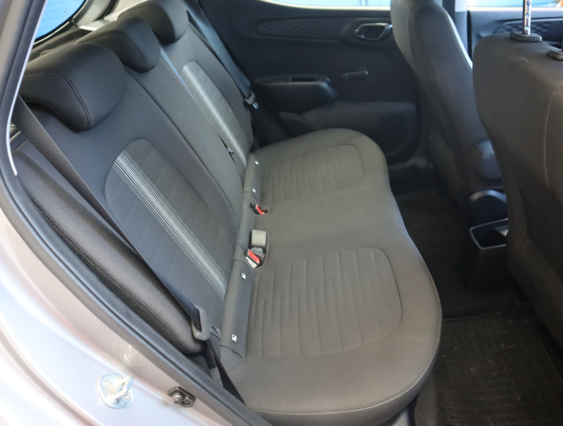 Hyundai i10, 2023