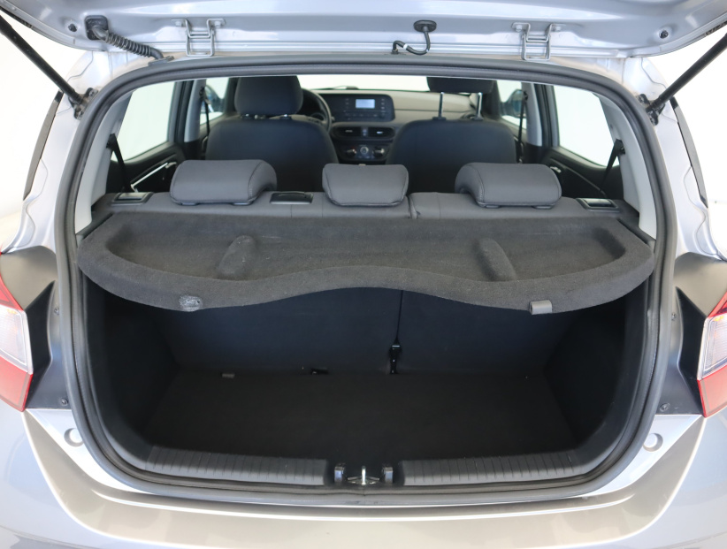 Hyundai i10, 2023