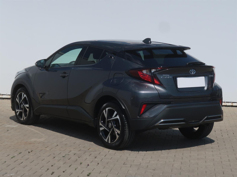 Toyota C-HR, 2024