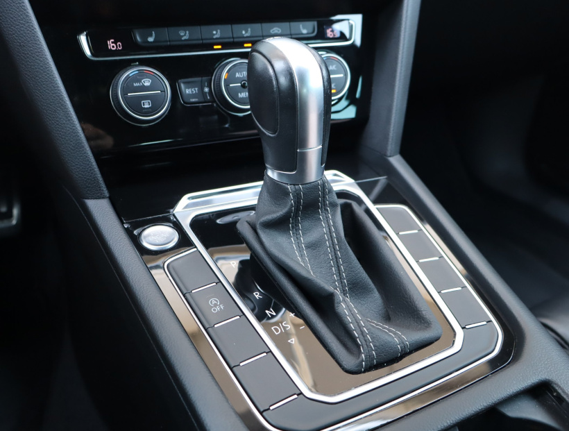 Volkswagen Passat, 2018