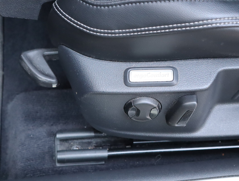 Volkswagen Passat, 2018