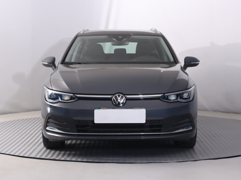 Volkswagen Golf, 2024
