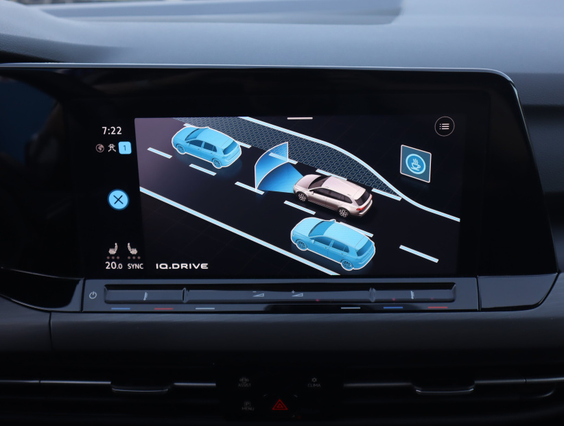 Volkswagen Golf, 2024