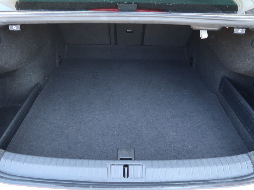 Volkswagen Passat, 2015