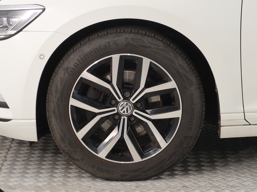 Volkswagen Passat, 2015