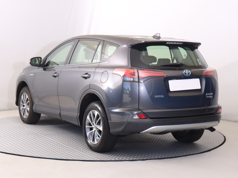 Toyota RAV 4, 2016