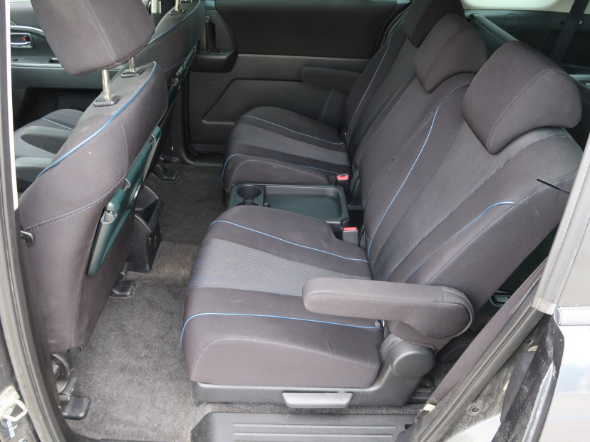 Mazda 5, 2012