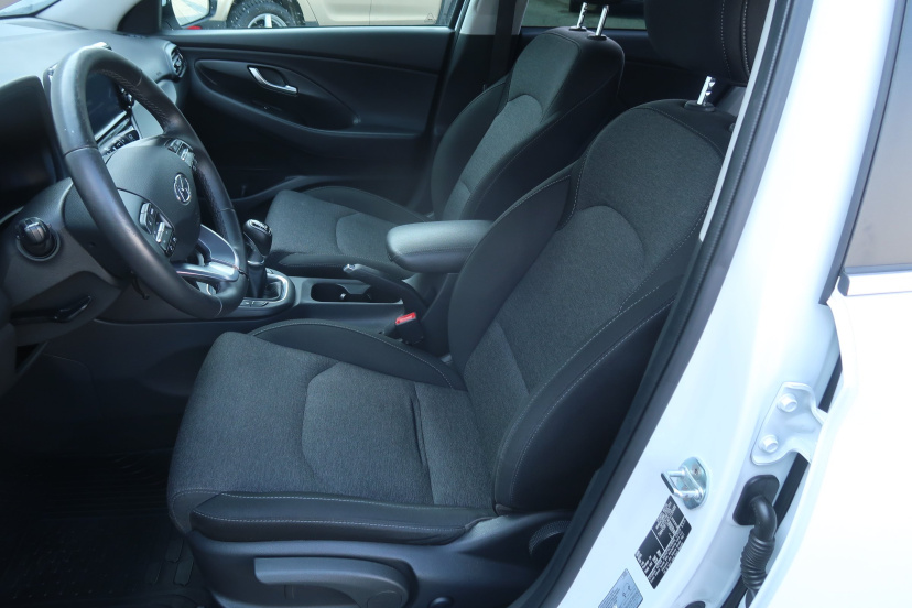 Hyundai i30, 2023
