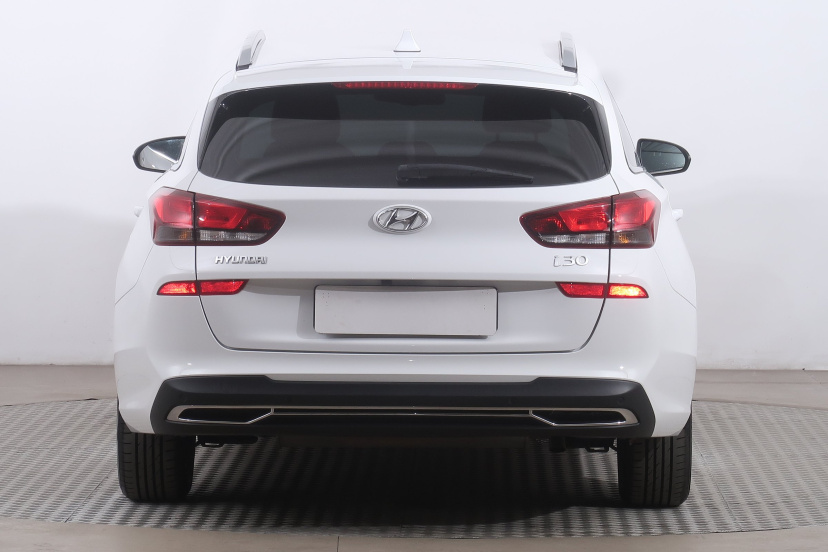 Hyundai i30, 2023