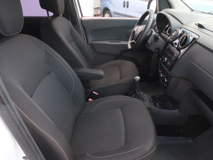 Dacia Lodgy, 2017