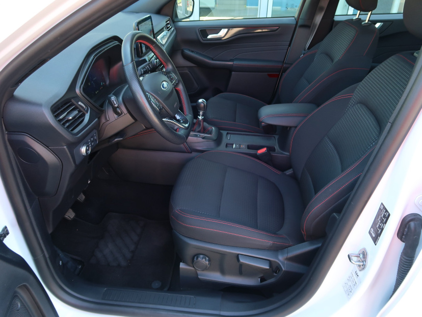 Ford Kuga, 2023